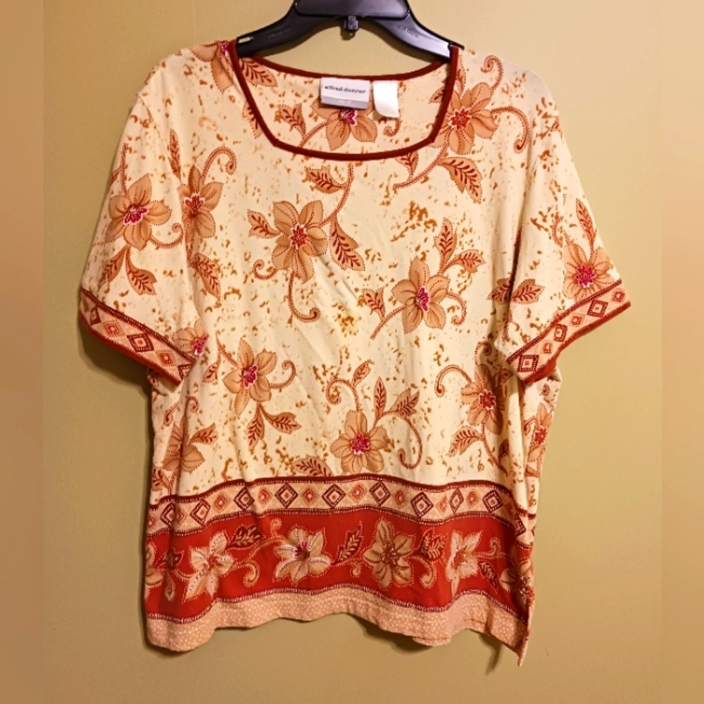 Alfred Dunner Women’s Size Petite PXL Short Sleeve Burgundy Cream Floral Top